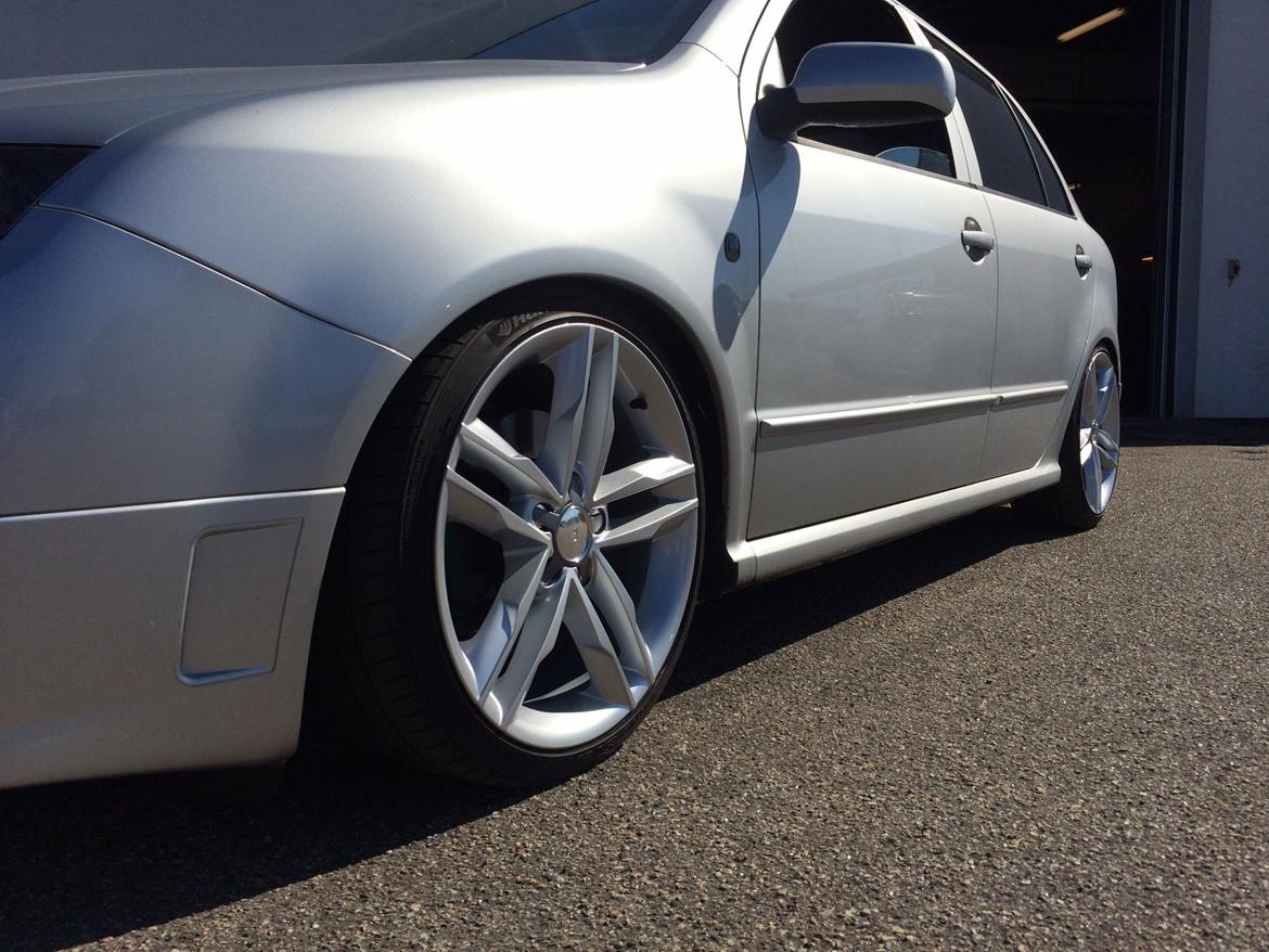 Skoda Fabia 1,9 TDI V/RS Solgt billede 3