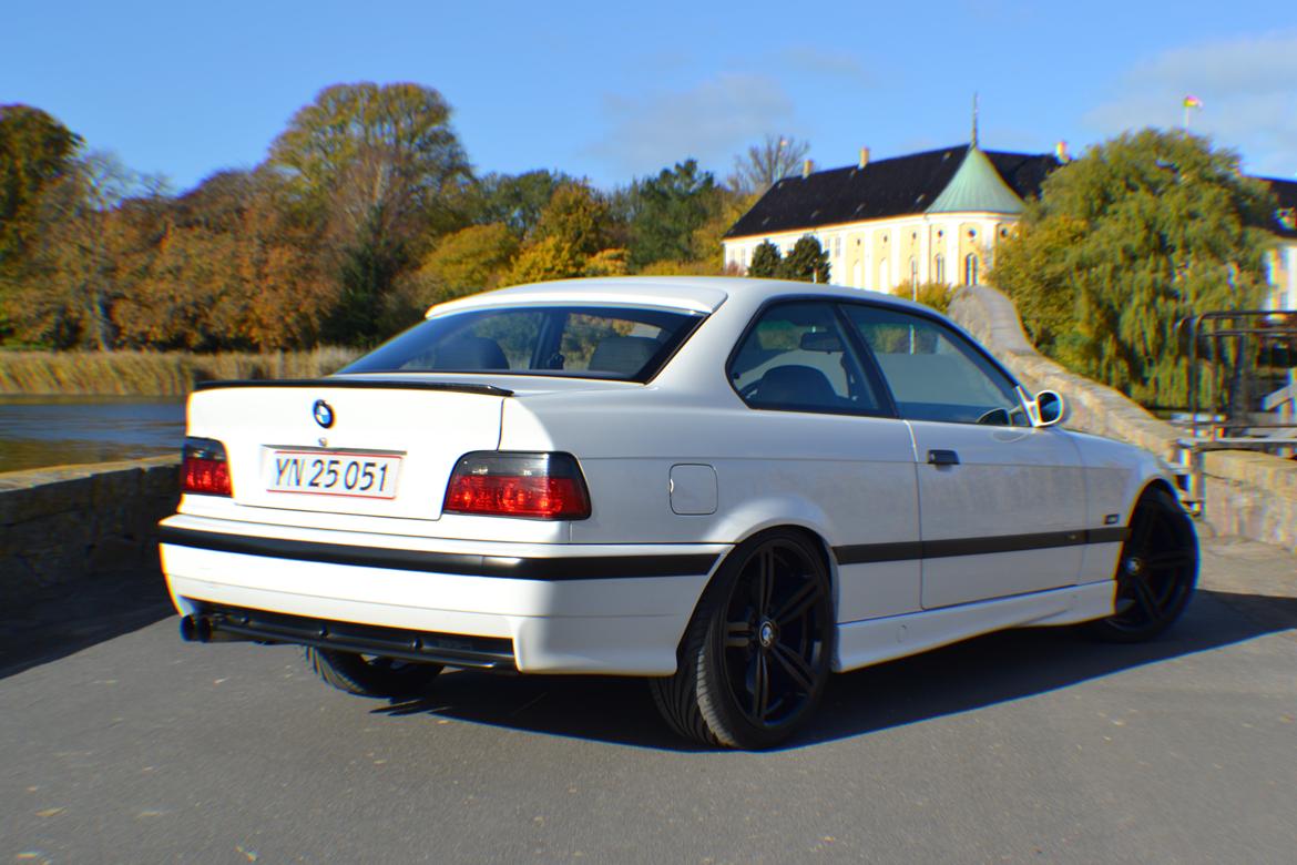 BMW E36 320i M52 Coupé (M-tech) billede 8