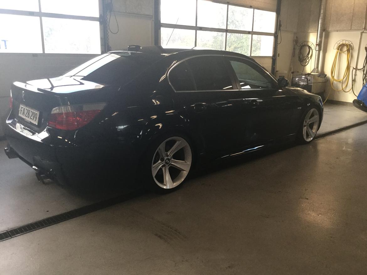 BMW E60 525i billede 13