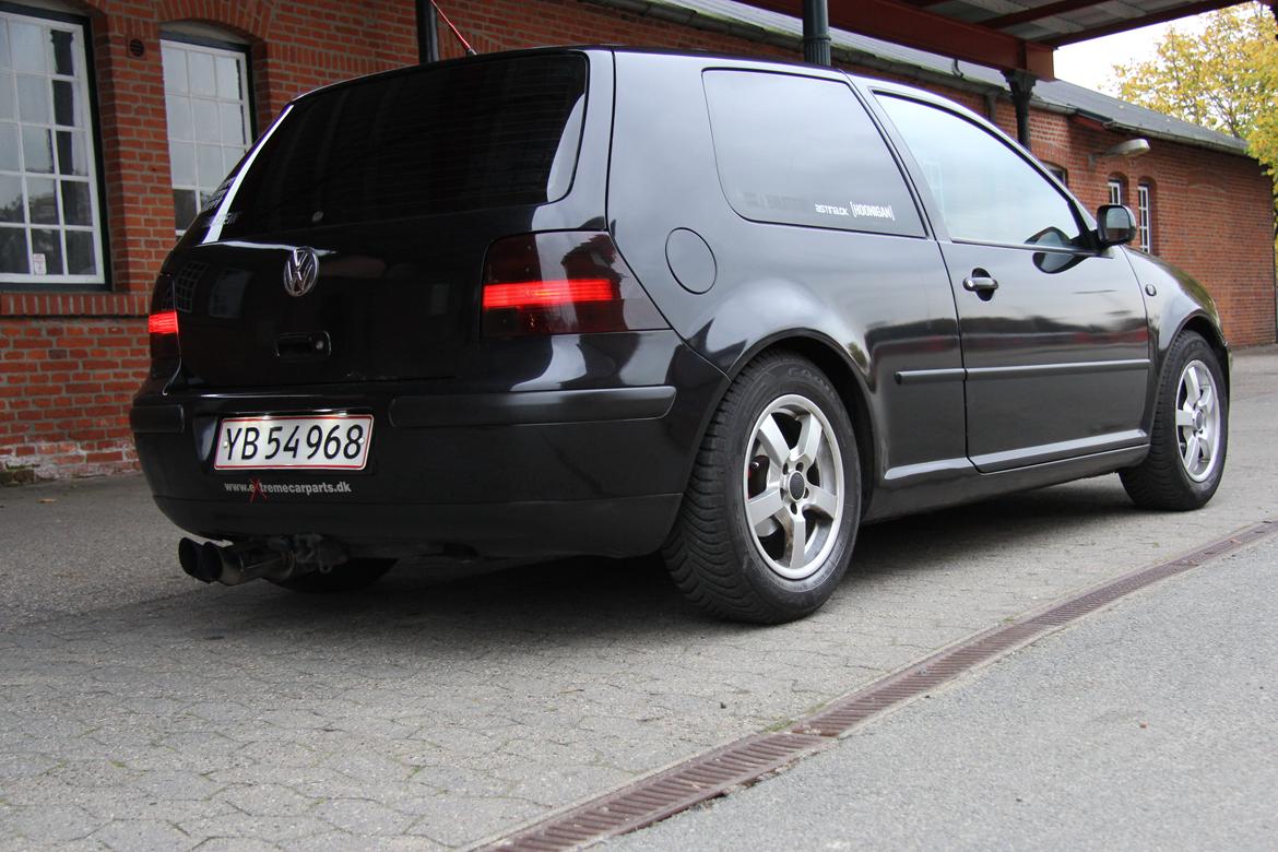 VW GOLF IV billede 3