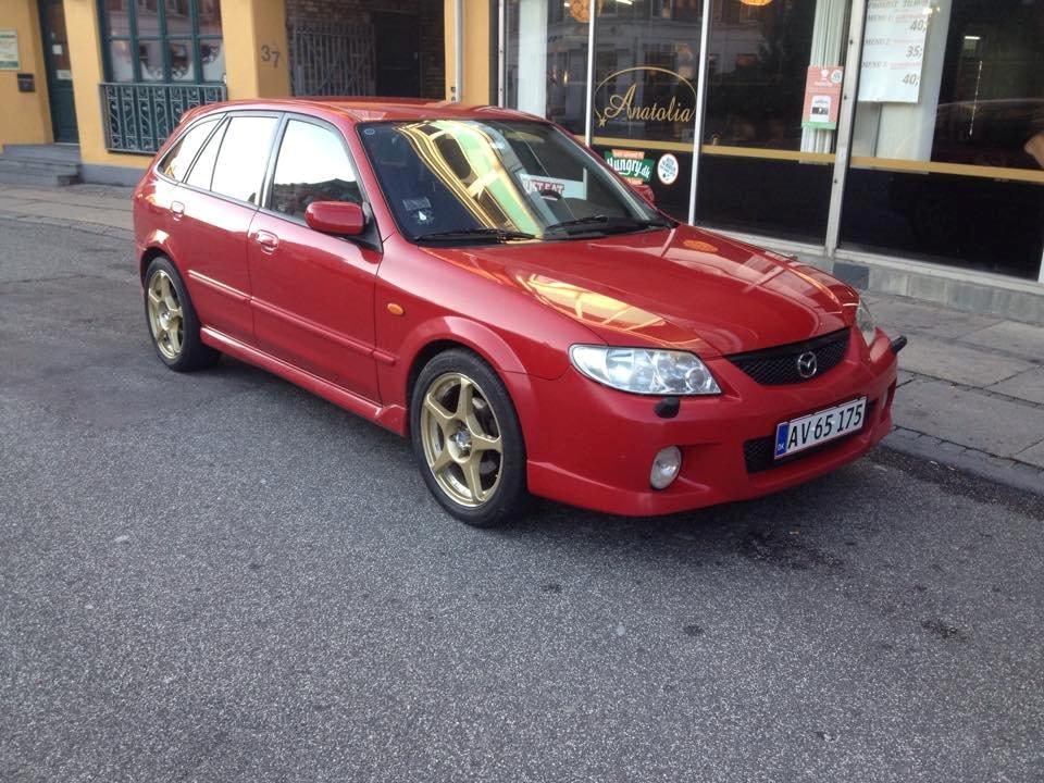 Mazda 323F 2.0 Sportive billede 4