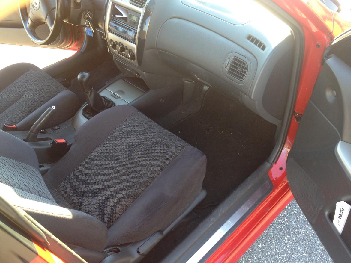 Mazda 323F 2.0 Sportive billede 17