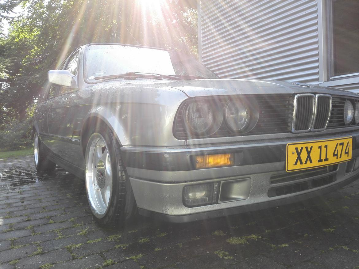 BMW E30 324 TD billede 8