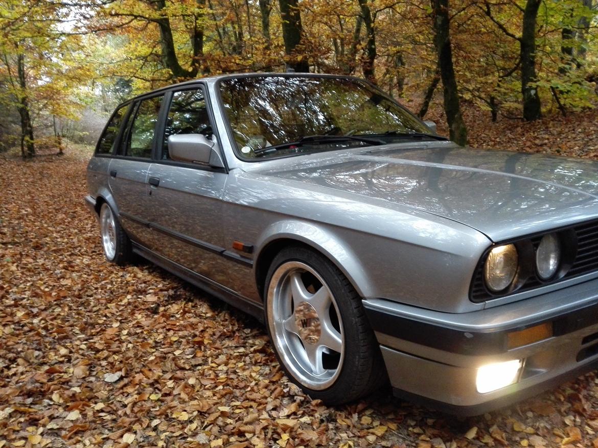 BMW E30 324 TD billede 2