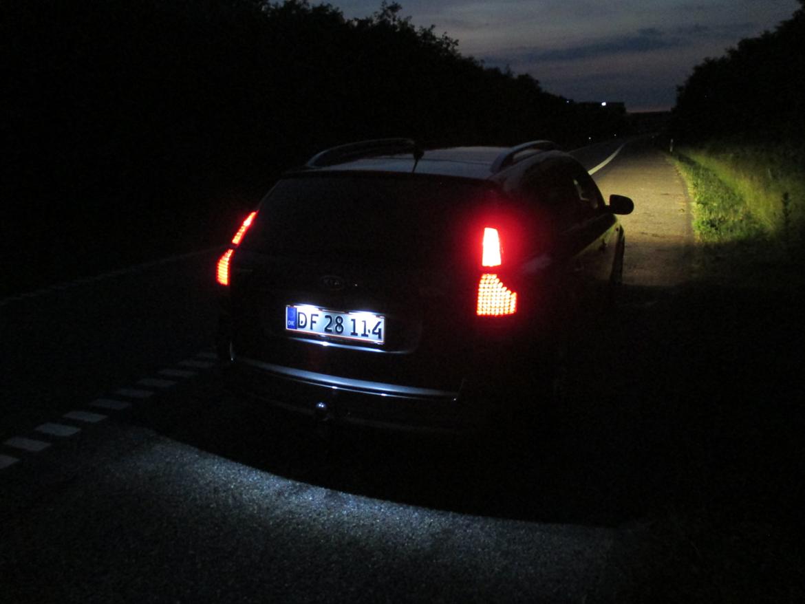 Kia Ceed SW - Klar til afgang Italien 2015 kl 03.30 Juli måned. Venter på følgebilen - Suzuki VItara 2015 billede 17