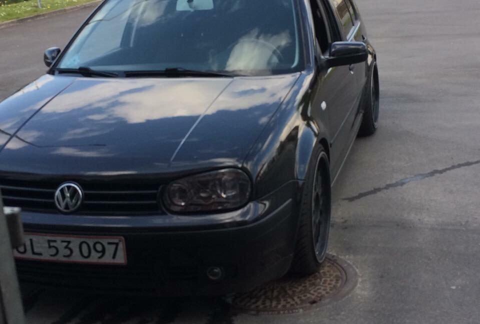 VW Golf IV 2.0 highline 5d billede 3