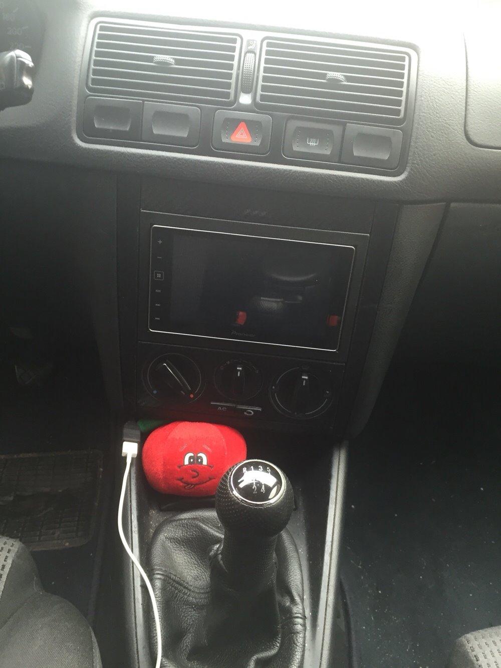 VW Golf IV 2.0 highline 5d billede 12