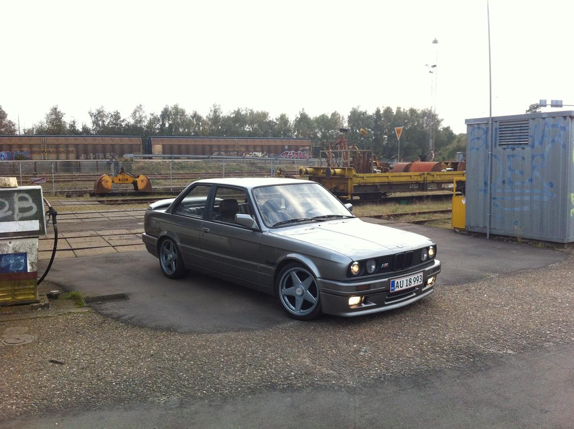 BMW e30 ///M-tech 2 billede 5