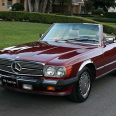 Mercedes Benz 560SL