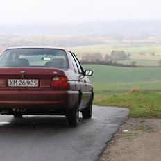 Ford Escort 1.8 16v CLX 4d