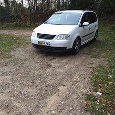 VW Touran 1,9 TDI Trendline 6 Gear Solgt