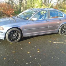 BMW 323i e46