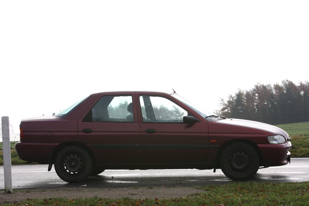 Ford Escort 1.8 16v CLX 4d billede 7