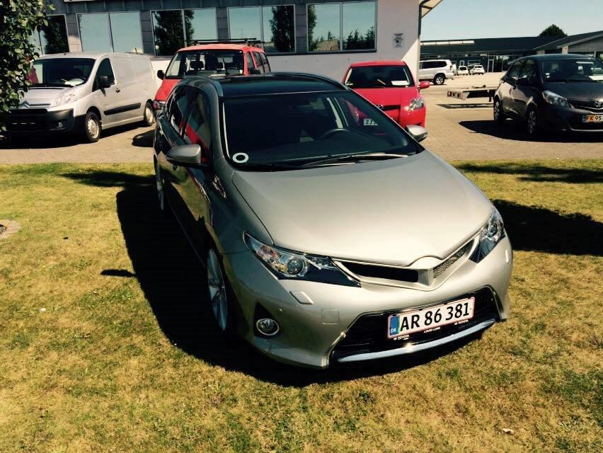 Toyota Auris Touring Sports T2 Premium Comfort Skyview 1G billede 1