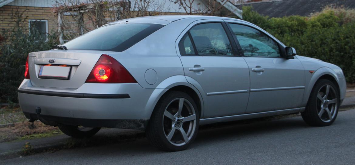 Ford Mondeo 2.0 Trend billede 3