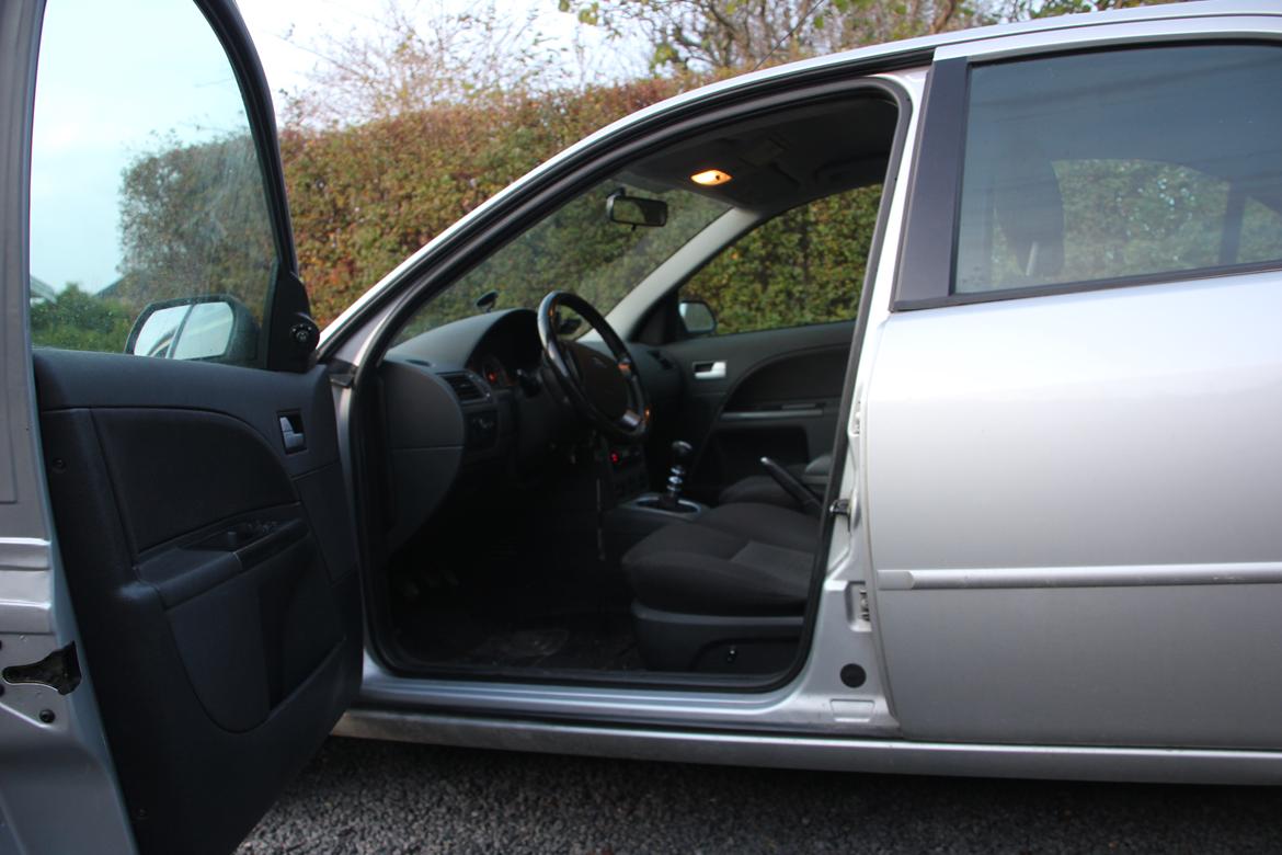 Ford Mondeo 2.0 Trend billede 10