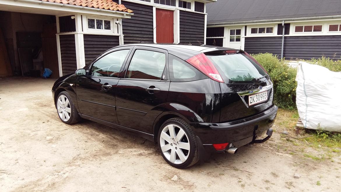 Ford Focus 1.6 Ghia billede 18