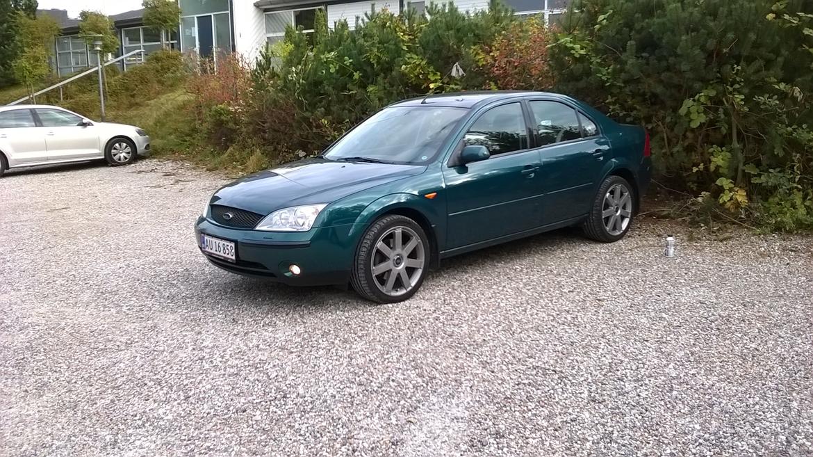Ford Mondeo 1.8 Trend *SOLGT* - Efter jeg i sommers fik mine 18" med 225 dæk på billede 1
