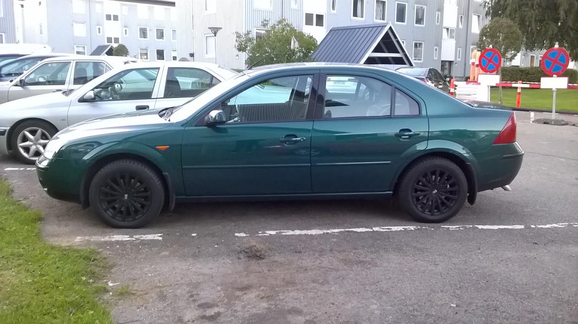 Ford Mondeo 1.8 Trend *SOLGT* - Med vinter sutter 16" billede 18