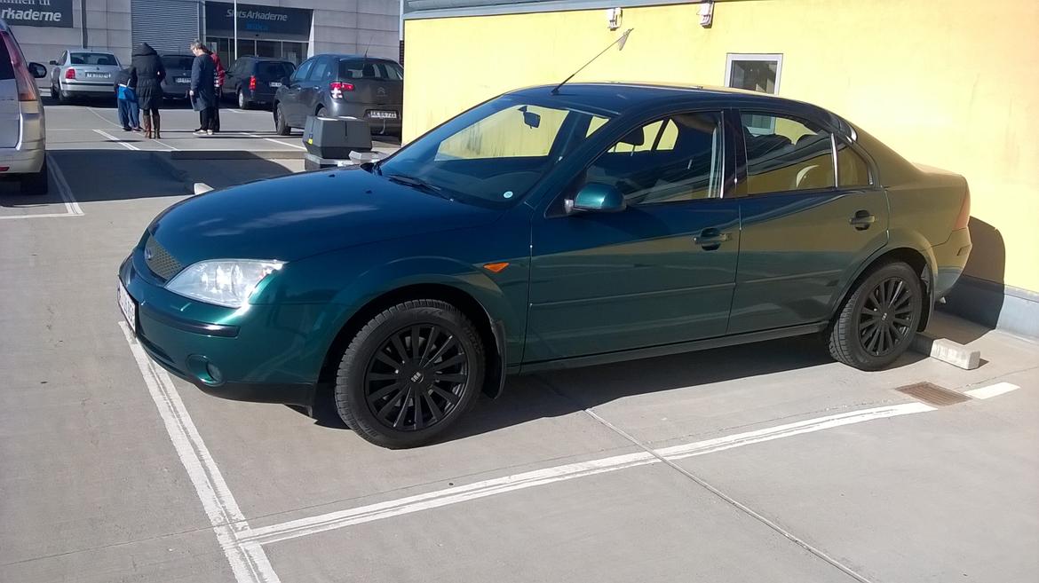 Ford Mondeo 1.8 Trend *SOLGT* billede 19