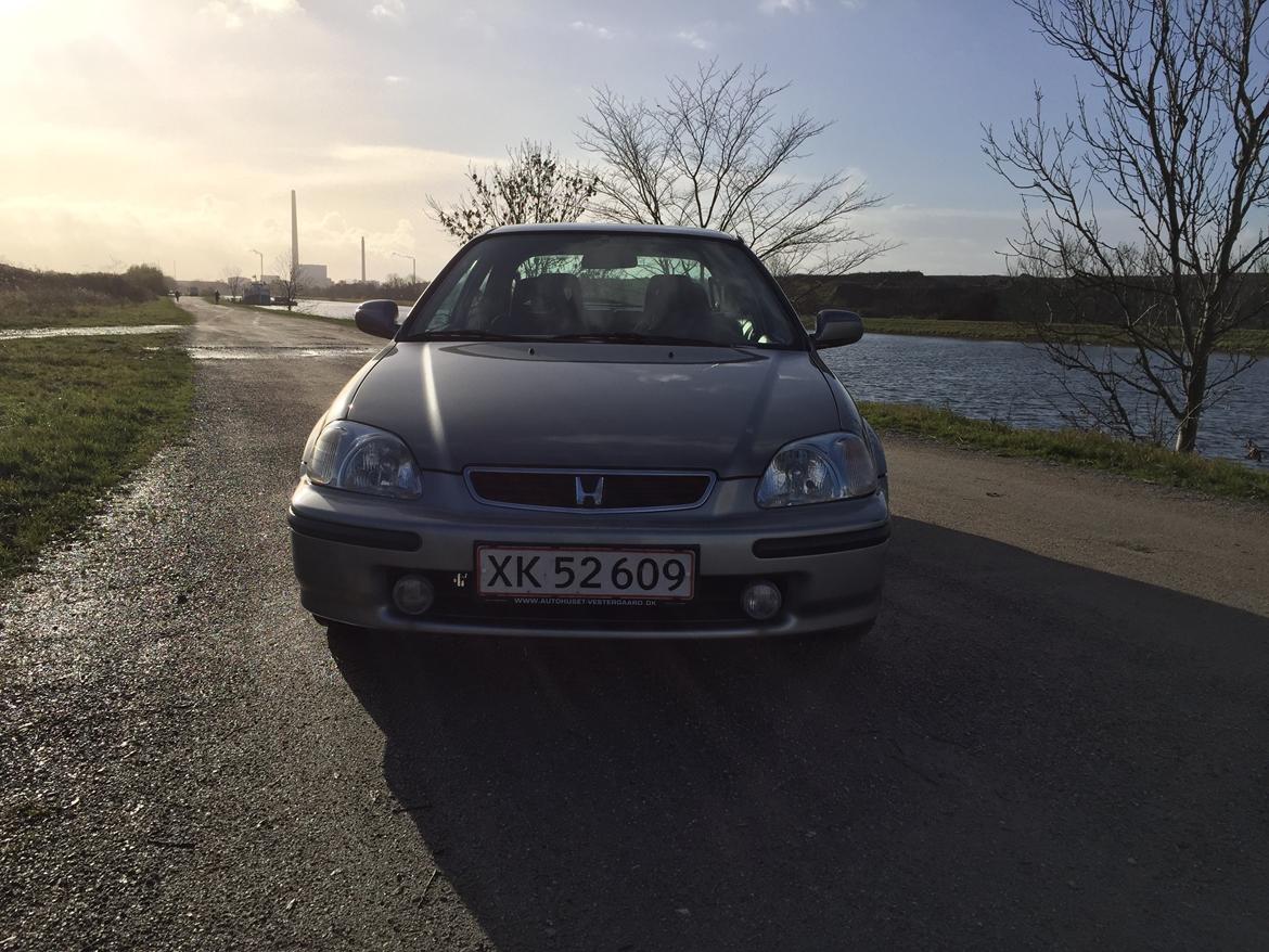 Honda Civic 1.6 VTI billede 2