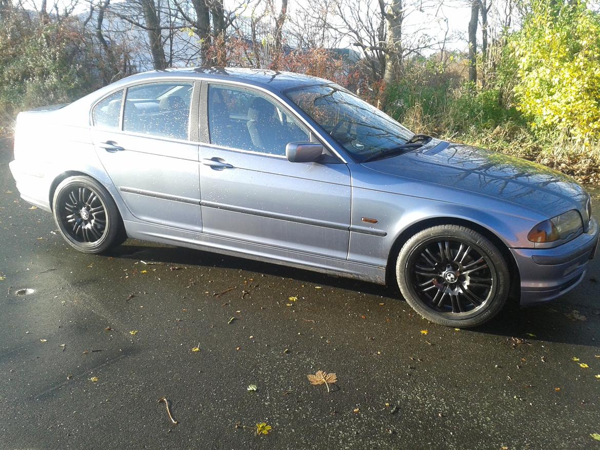 BMW 323i e46 billede 5