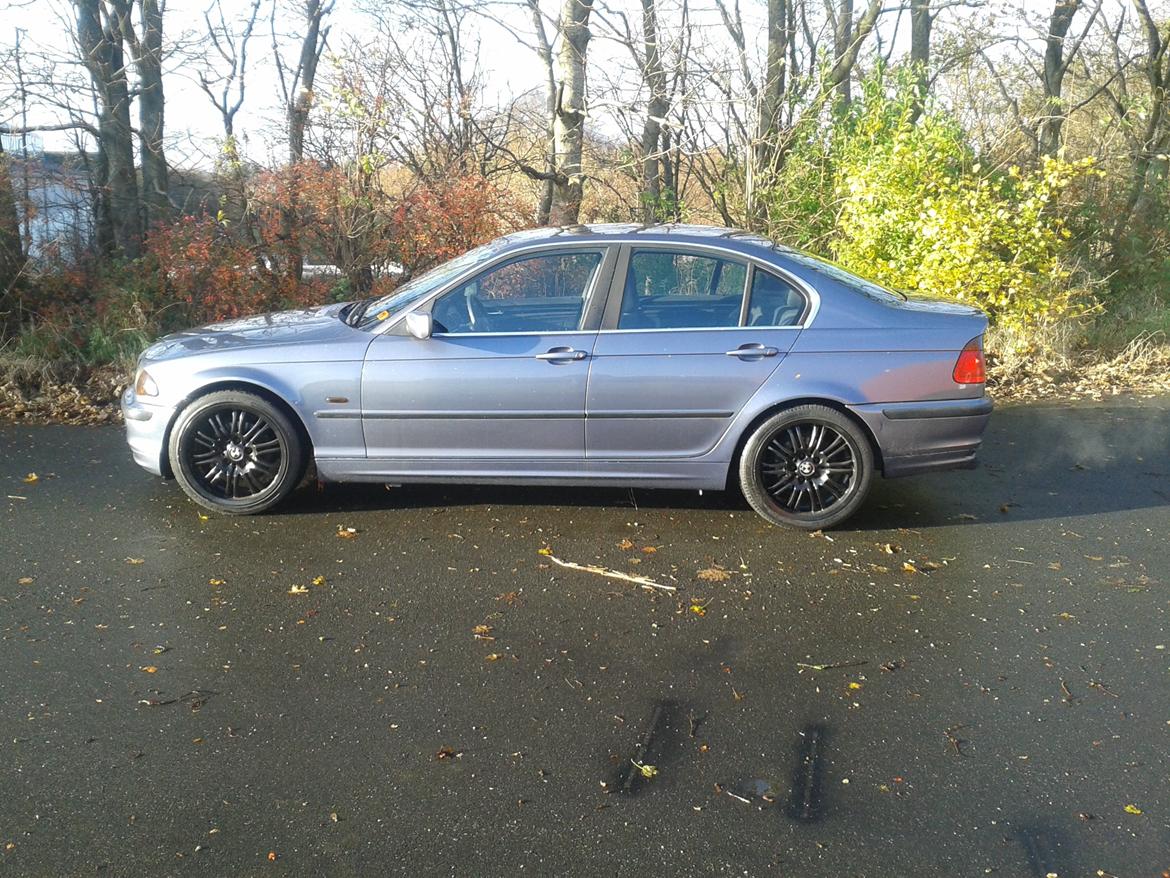 BMW 323i e46 billede 4