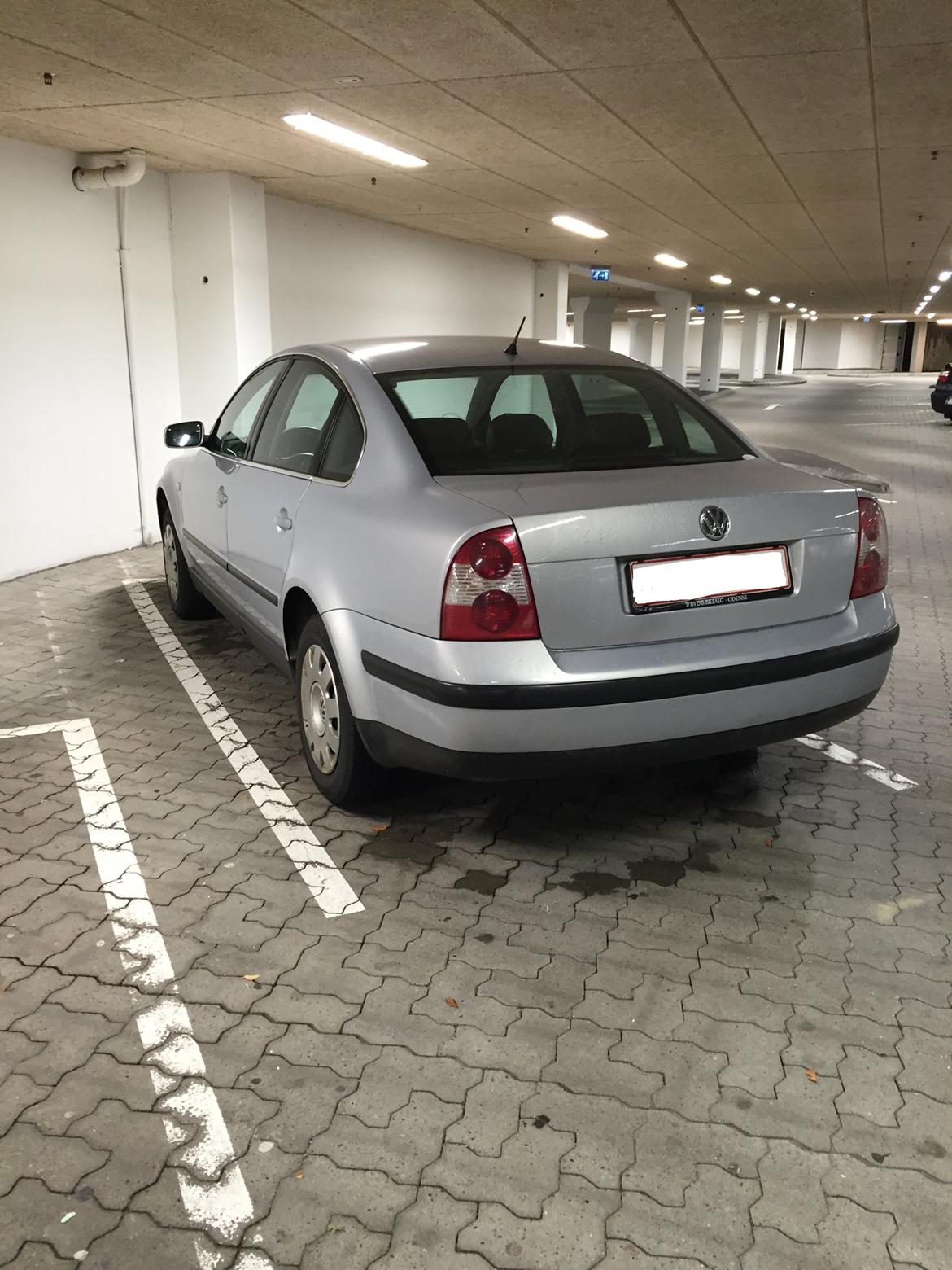 VW passat 3BG 1,9 TDI limosin billede 7