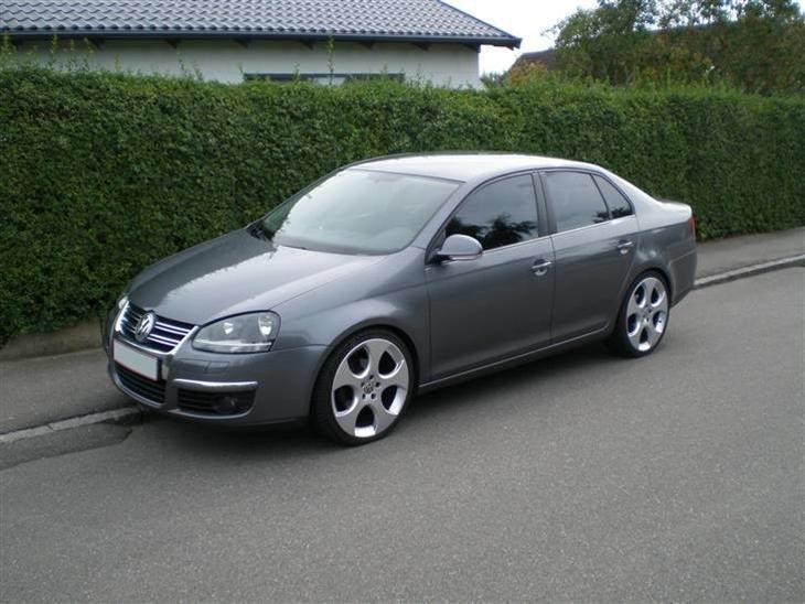 VW Jetta 1.9 TDI Trendline billede 1