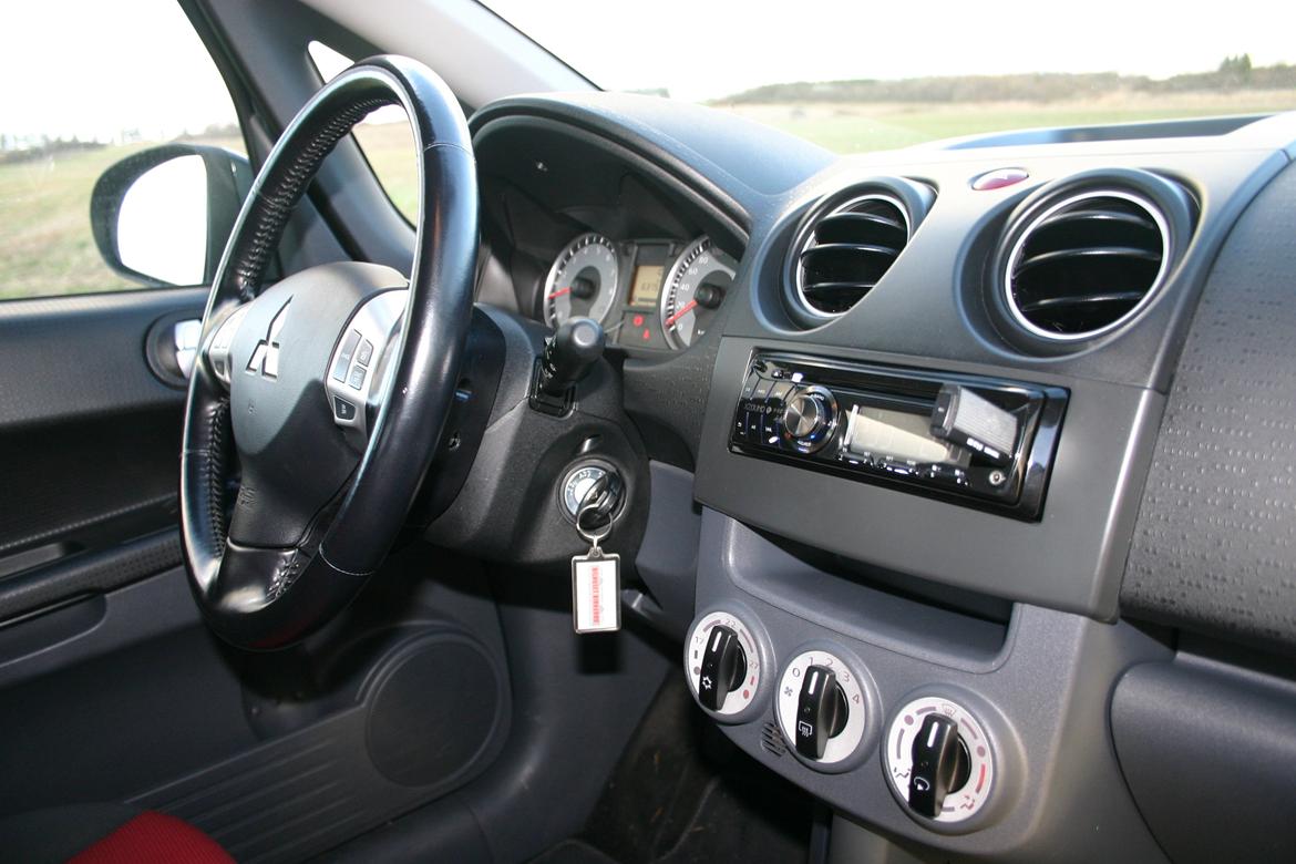 Mitsubishi Colt 1.3 Intense Cp 3d billede 11