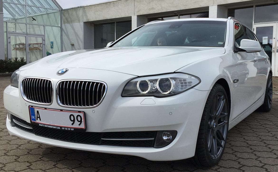 BMW 520 D F11 - Der jeg hentede den hos forhandleren  billede 3