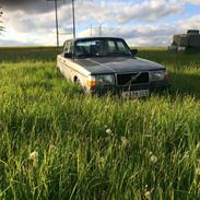 Volvo 240 GL TURBO