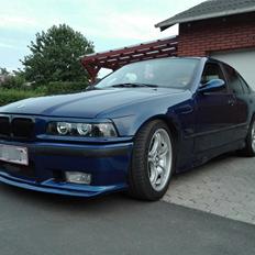 BMW e36 318is turbo