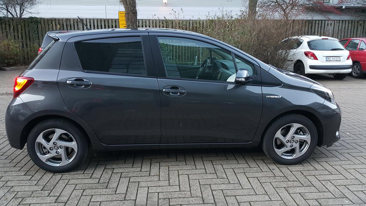 Toyota Yaris Hybrid billede 7