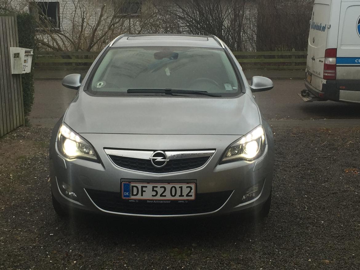 Opel Astra J - Bi-xenon (afl) billede 3