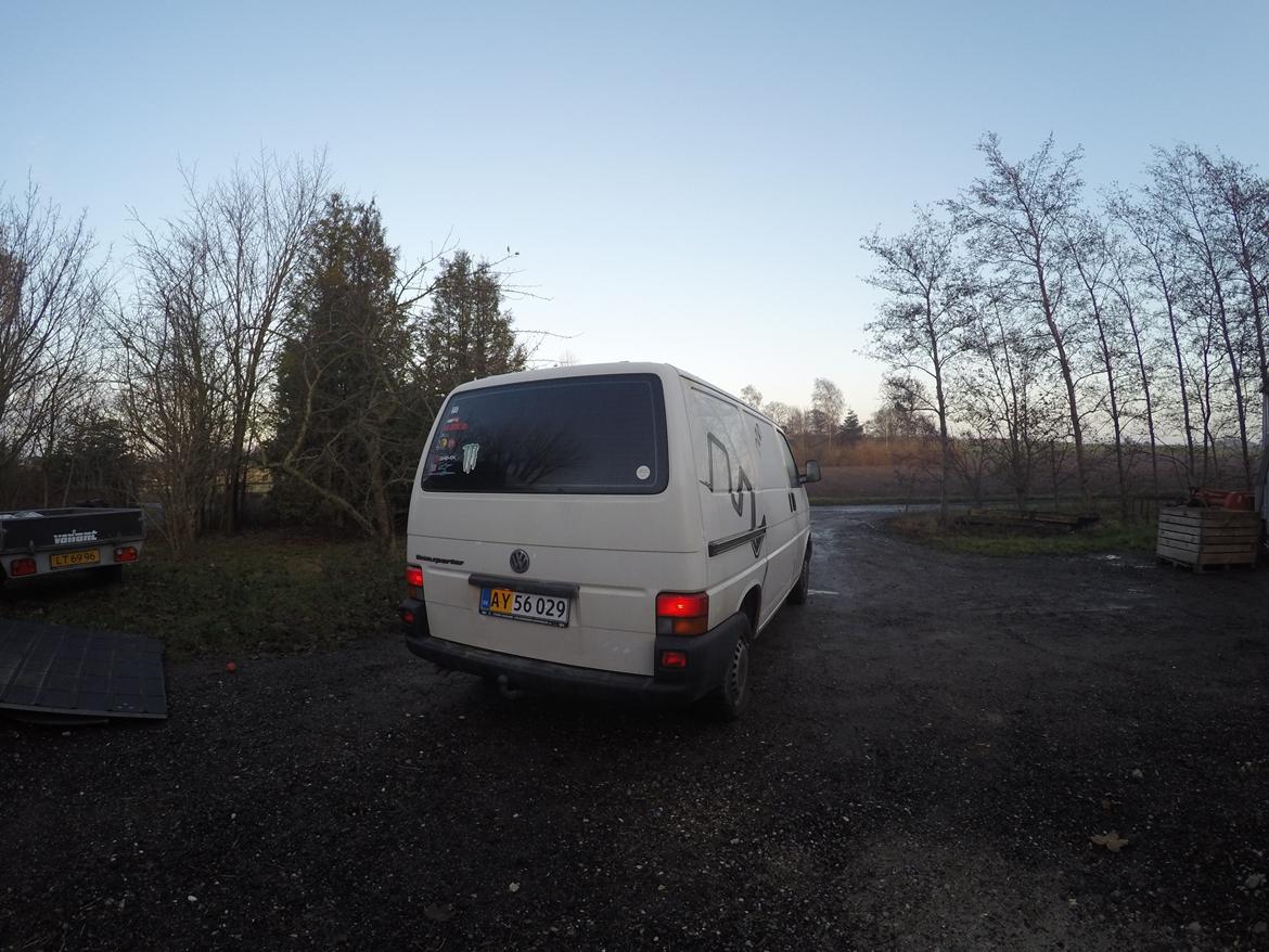 VW Transporter T4 2.4D billede 4