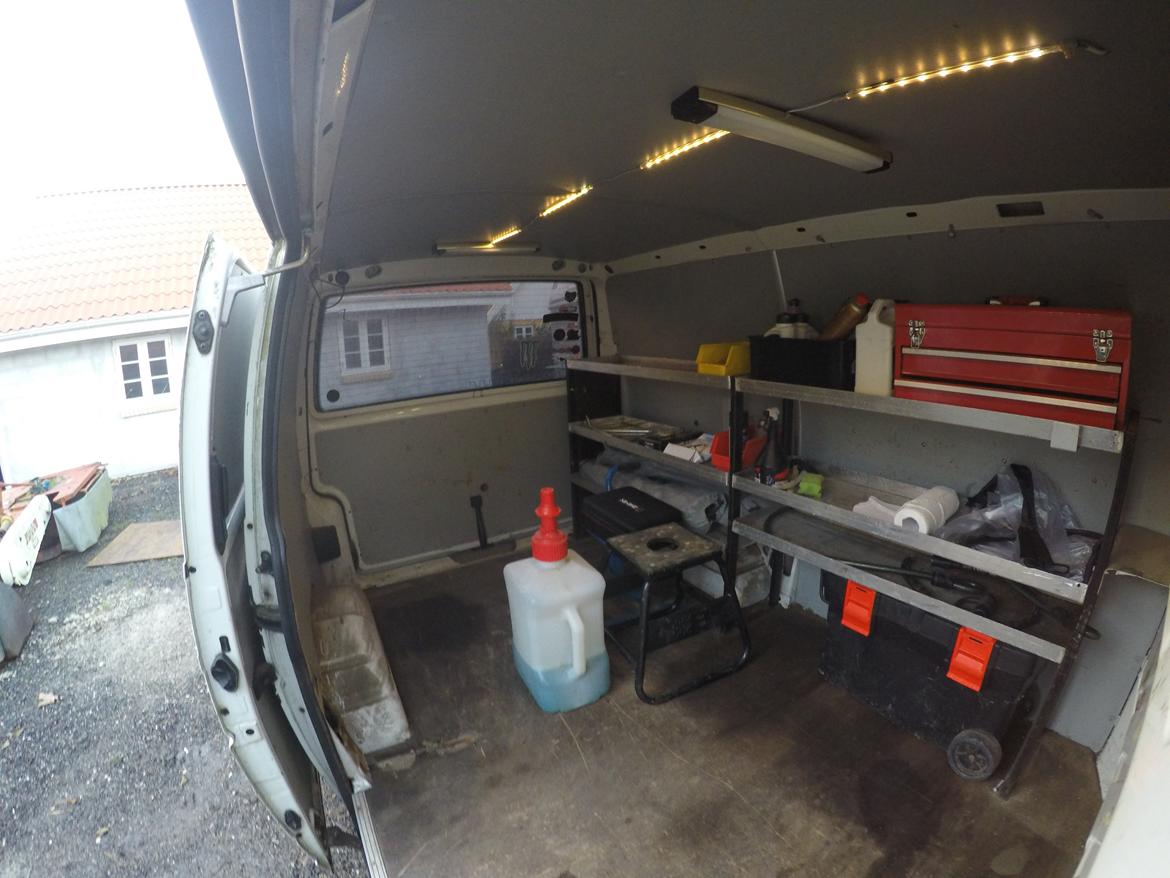 VW Transporter T4 2.4D billede 10