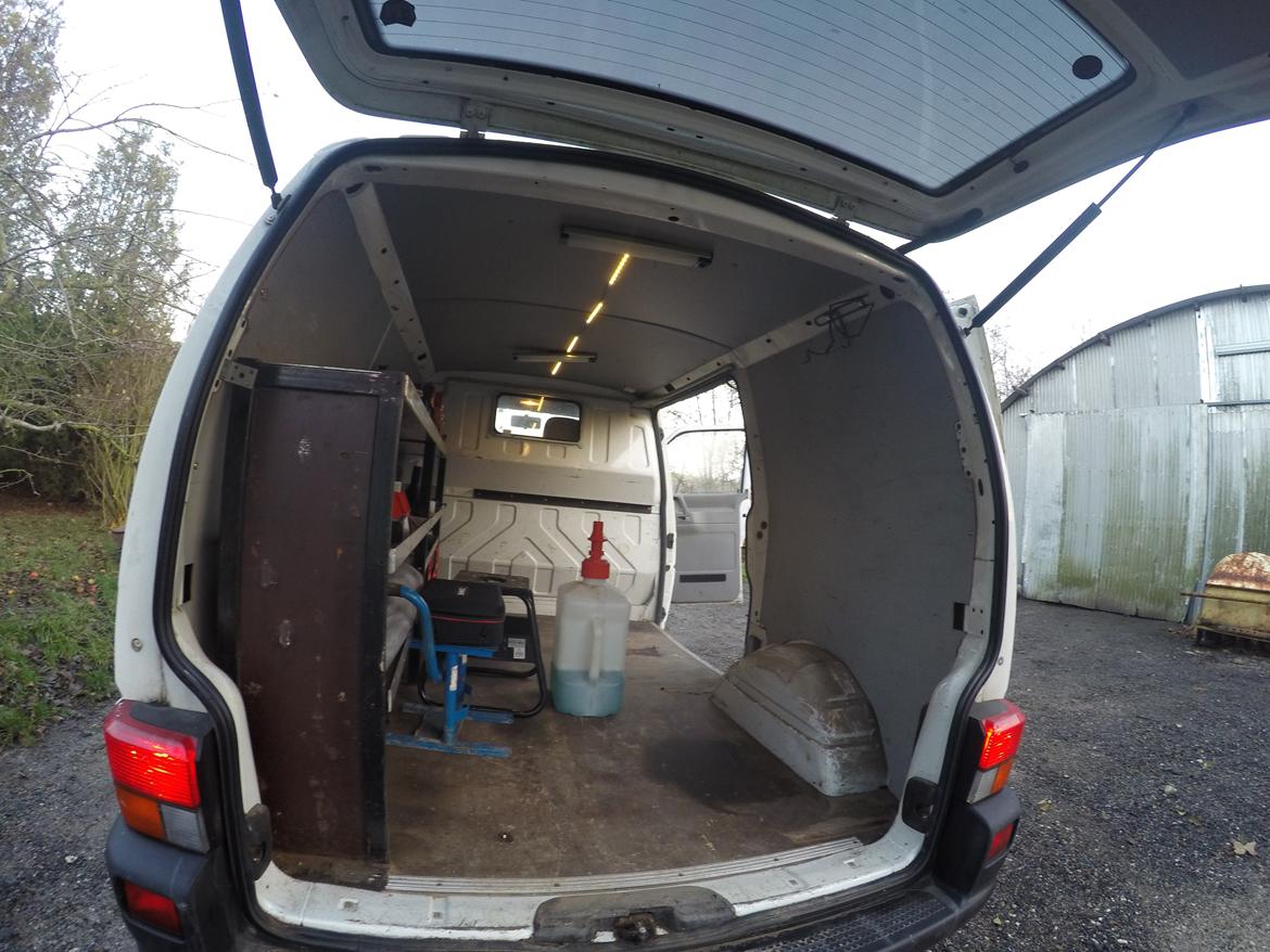 VW Transporter T4 2.4D billede 12