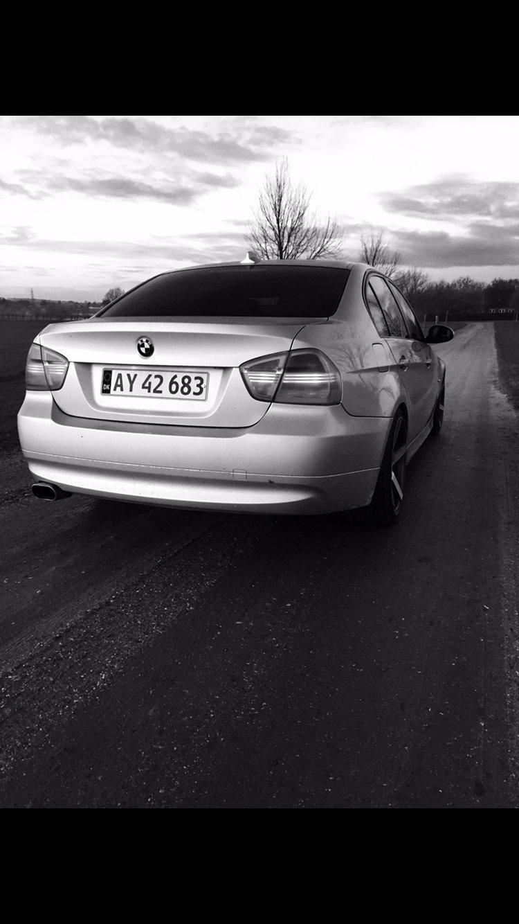 BMW e90 320 d billede 13