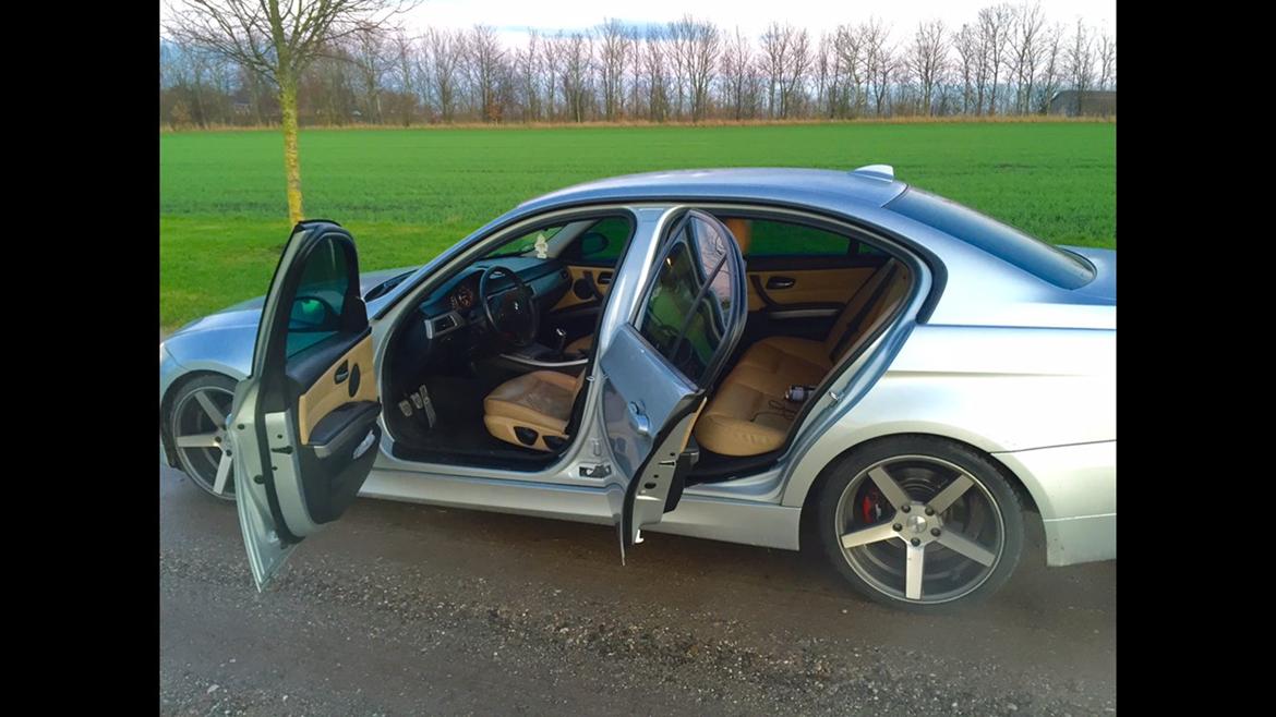 BMW e90 320 d billede 14