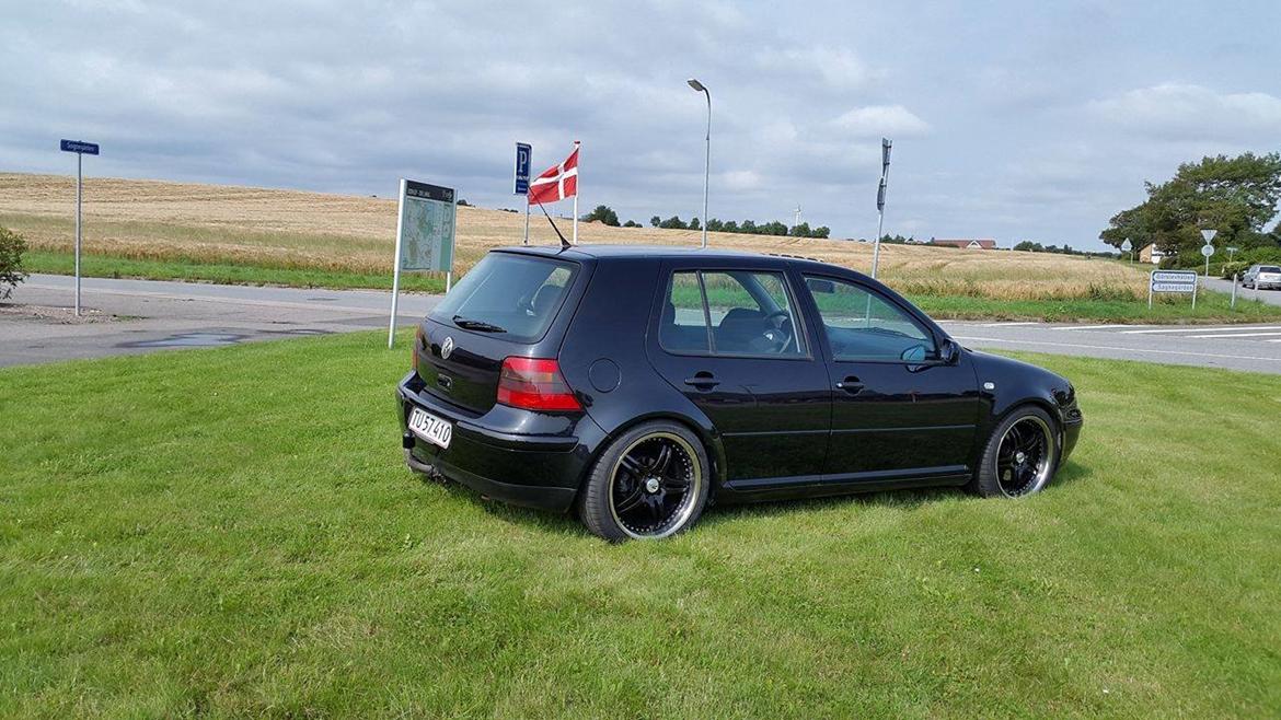 VW GOLF 4 billede 5