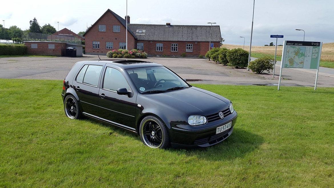 VW GOLF 4 billede 4