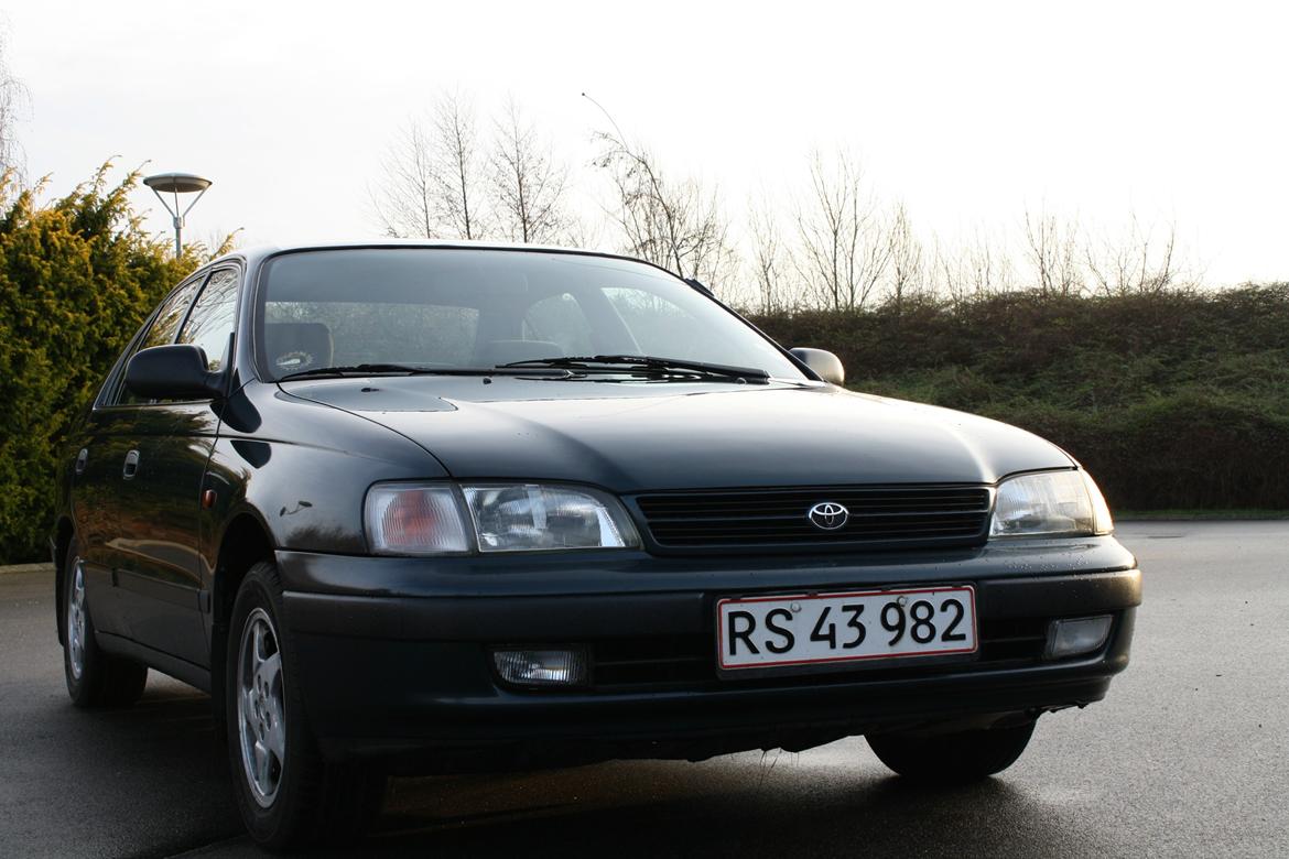 Toyota Carina billede 9