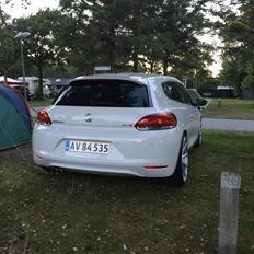 VW Scirocco 2,0 tsi DSG 