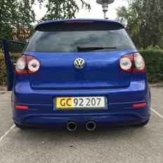 VW Golf V R32 4m