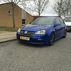 VW Golf V R32 4m