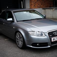 Audi A4 B7