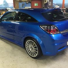 Opel Astra H OPC (solgt)