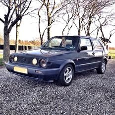 VW Golf 2 1,6 TD (SOLGT)