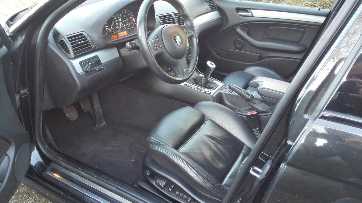 BMW 330i / Solgt billede 6